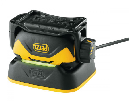 фонарь налобный PETZL PIXA 3R (90lm)