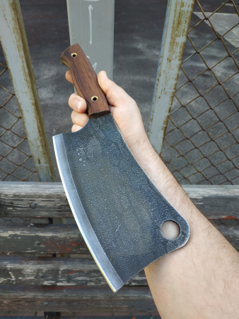 Топорик Atropos мясницкий с чехлом 